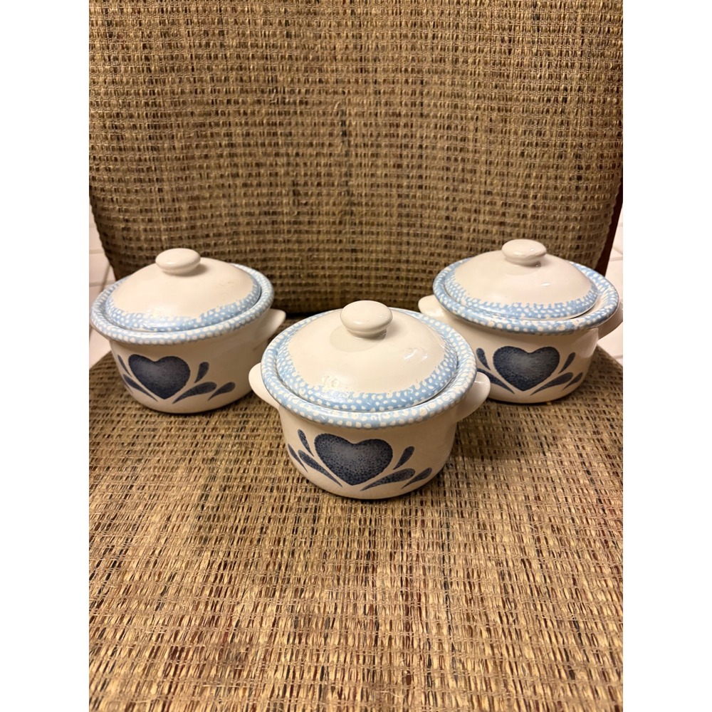 Set of 3 Blue Heart Stoneware Mini Cocottes Lidded Ramekins Farmhouse Decor